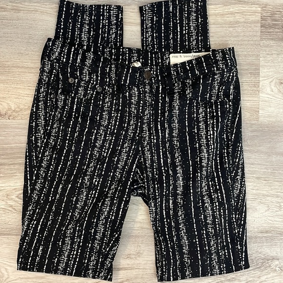 Rag & Bone Black & White Print Skinny Stretch Zip Front Leggings/Jeans Size 26 - Picture 1 of 14